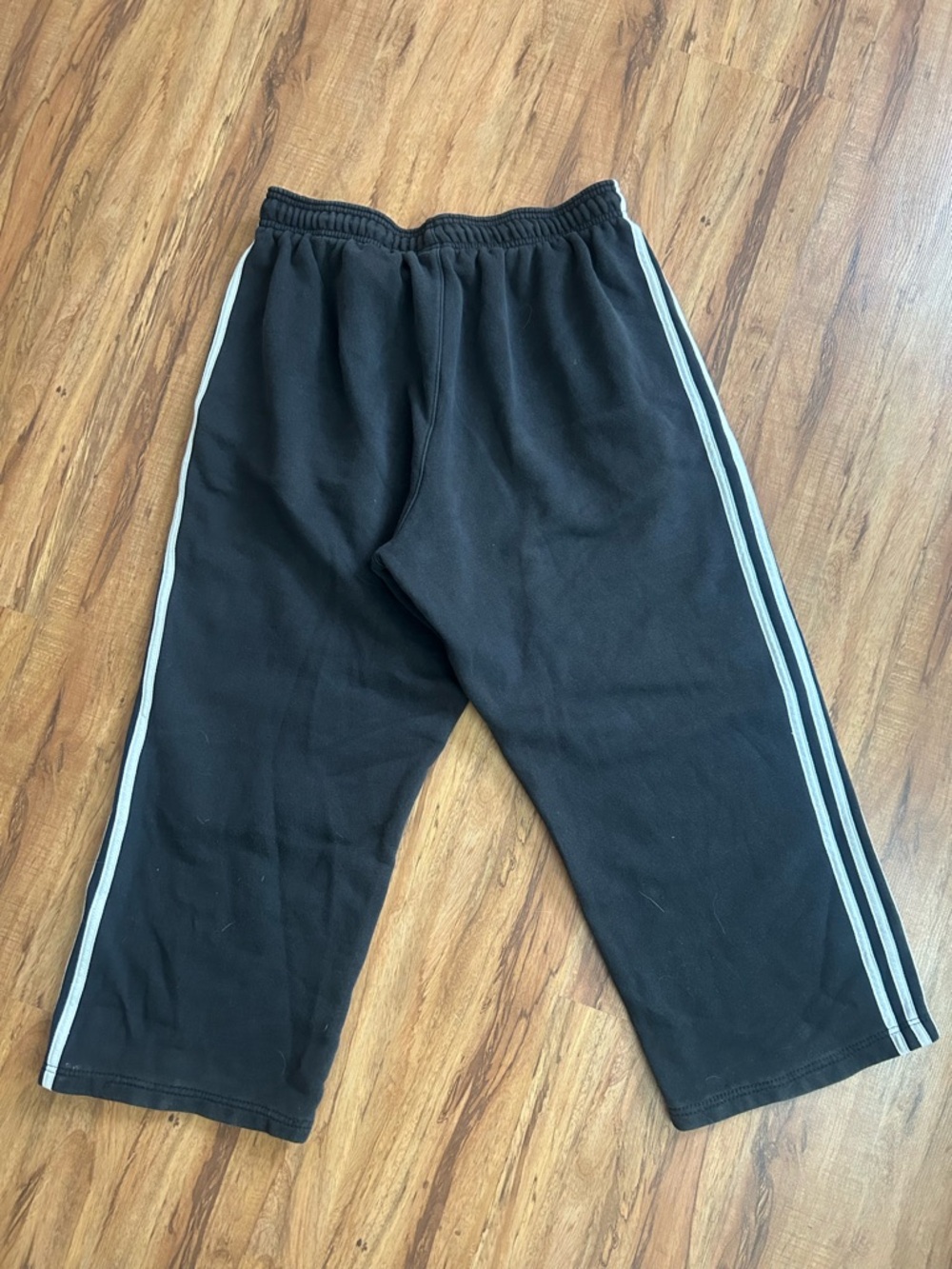 Vintage Adidas Cropped Baggy Wide Leg Sweatpants Womens Size L - Picture 2 of 8